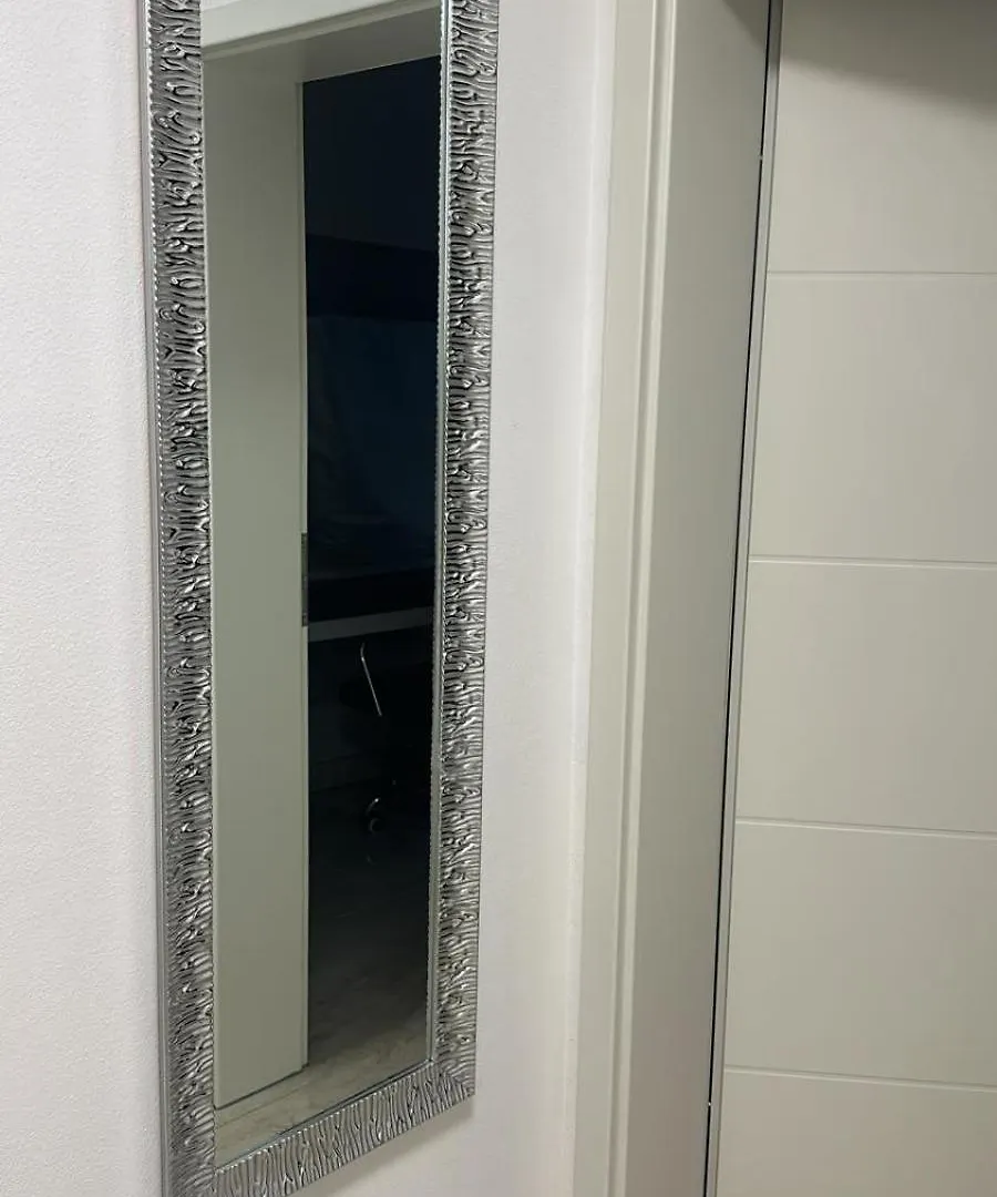 One Room Apartment With Kitchen, And Private Bathroom Near To S8 Train Line 慕尼黑